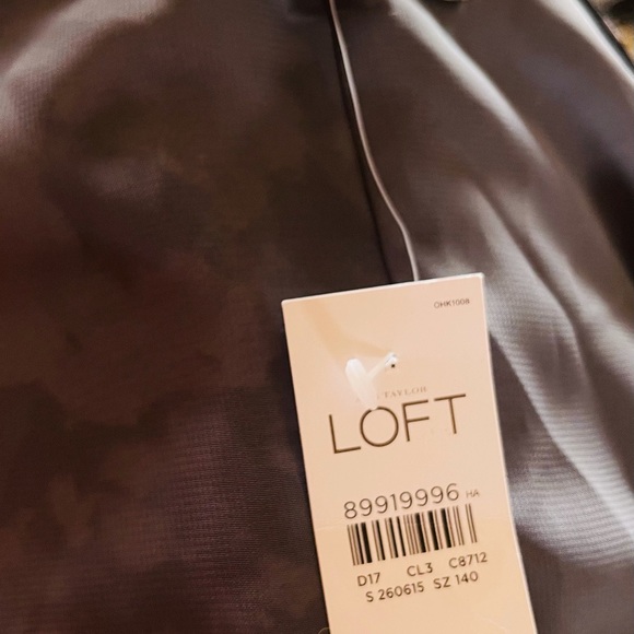 Attractive Gray LOFT Dress, V Neck Crossover size 14 NWTs - Picture 7 of 8